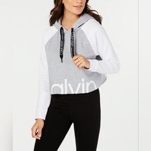 Calvin Klein Gray & White Women's Cropped Performance Hoodie Sweatshirt Size L